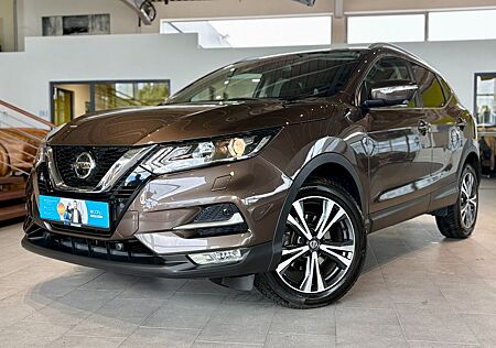 Nissan Qashqai N-Connecta*Brakeassist*Kamera*Pano*Touch