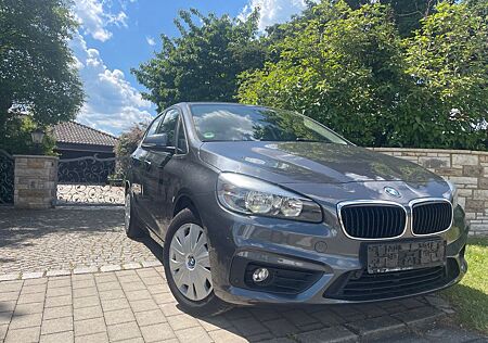 BMW 218i *Advantage*Automatik*Navi*TÜV*PDC*uvm...