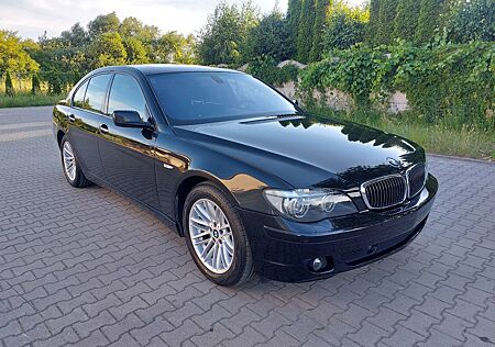 BMW 745d A -