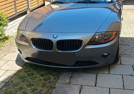 BMW Z4 2.2i -orginal 59.500 km