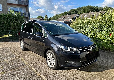 VW Sharan Volkswagen 2.0 TDI DSG 7 Sitzer Panorama Schiebedach