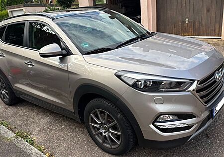 Hyundai Tucson 1.6 T-GDI Allrad, AHK, Vollaustattung