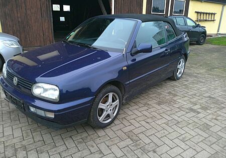 VW Golf Volkswagen Cabrio 1,8 i