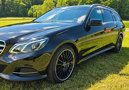Mercedes-Benz 350 E350 T 4Matic/360Kamera/MEMORY/AMG