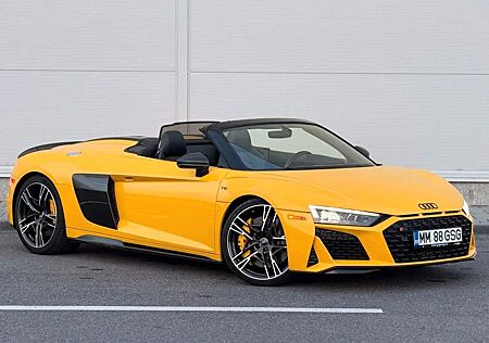 Audi R8 Spyder Performance