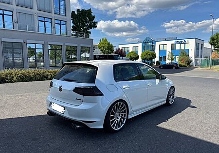 VW Golf Volkswagen 7 R-Line