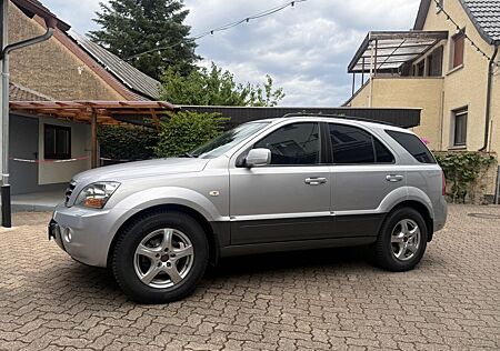 Kia Sorento 2.5 CRDi EX (AHK / Motorschaden / Klima)
