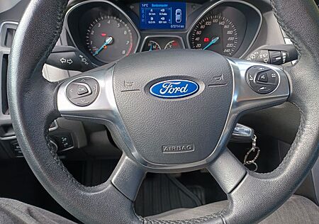 Ford Focus 1,0 EcoBoost 92kW SYNC Edition Turnier...