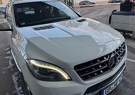 Mercedes-Benz ML 350 BlueTEC 4MATIC -