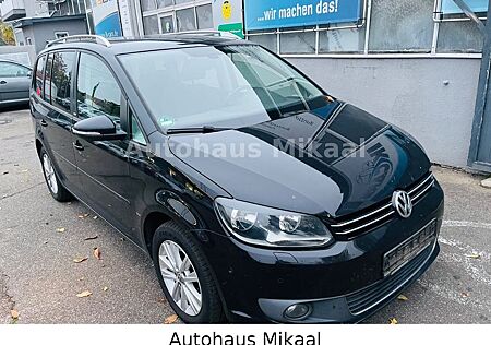 VW Touran Volkswagen Style