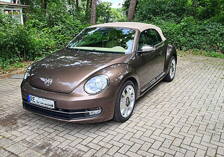 VW Beetle Volkswagen 1.2 TSI 70's Cabrio