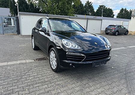 Porsche Cayenne Diesel/1 Jahr Garantie/Scheckheft/