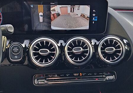 Mercedes-Benz B 180 DCT -