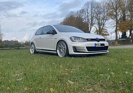 VW Golf Volkswagen Verkaufe 7 GTI Performance