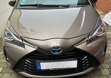 Toyota Yaris 1,5-l-VVT-i Hybrid CVT Style Selection...