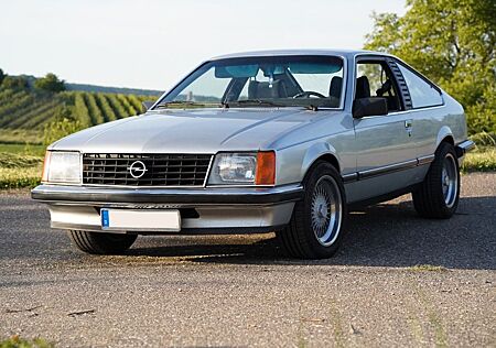 Opel Monza A1+ Grau 3,0L