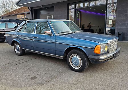 Mercedes-Benz 300 d w123 H Kennzeichen Oldtimer Automatik