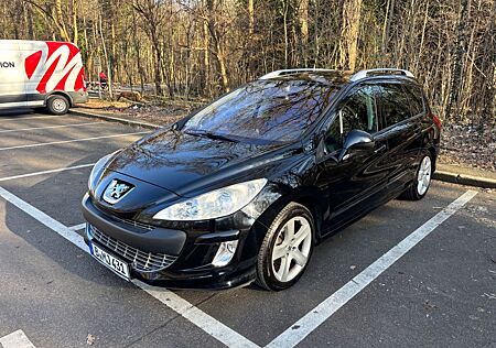 Peugeot 308 SW Platinum Automatik TÜV NEU Panorama