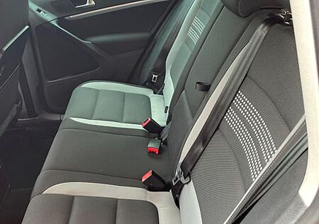 VW Tiguan Volkswagen 2.0 TDI 81kW BlueMotion Technology LI...