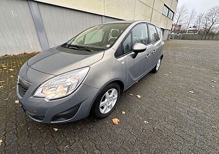 Opel Meriva B Edition/8 Fach Breift/Guter Zustand