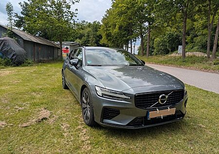 Volvo V60 T6 AWD Recharge R-Design Plugin-Hybrid