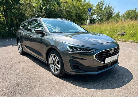 Ford Focus Turnier Cool&Connect 1.5 St-Stop/LED/1.H