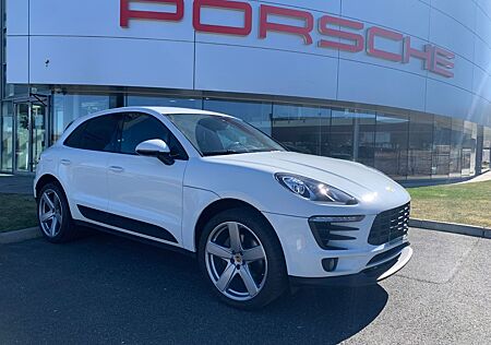 Porsche Macan , Modell 2018, 252 PS, Allrad, 2. Hand