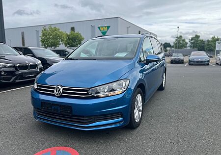 VW Touran Volkswagen Comfortline / PANO / 7 SITZE