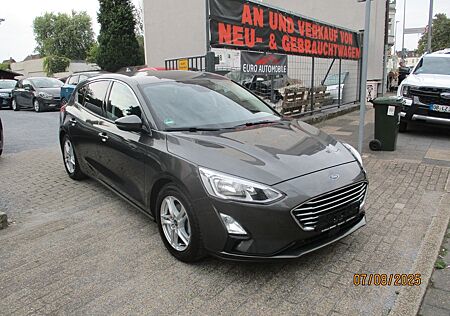 Ford Focus Lim. Cool & Connect