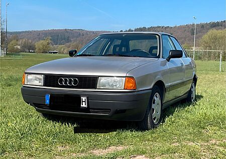 Audi 80 1.8 S SCHIEBEDACH SERVO H-ZULASSUNG HU 11/25