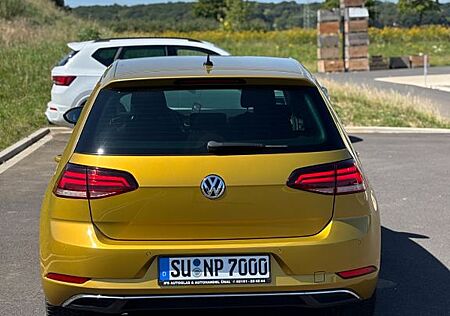 VW Golf Volkswagen 1.0 TSI Sound
