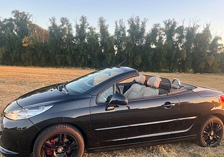 Peugeot 207 CC Cabriolet Cabrio wenig Kilometer