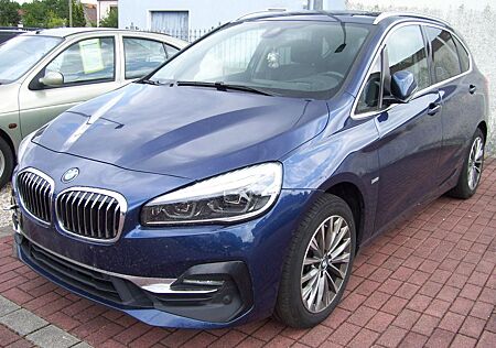 BMW 218 Active Tourer xDrive Luxury Line +Leder/LED+