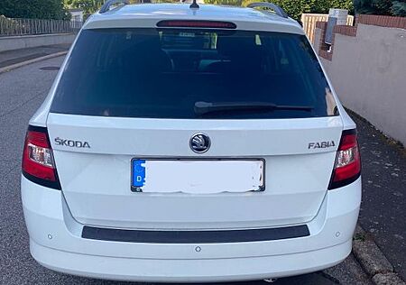 Skoda Fabia 1.2l TSI 66kW Drive Combi Drive
