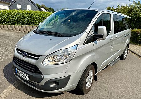 Ford Tourneo Custom L2H1 - Titanium