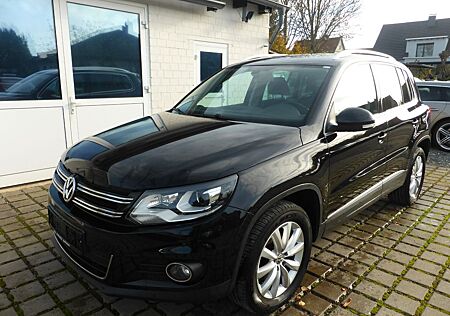 VW Tiguan Volkswagen Sport & Style Bi-XENON AHK SHZ ALU Alcant