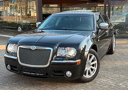 Chrysler 300C Touring 3.0CRD*XENON*LEDER*AHK*SCHIEBEDACH*
