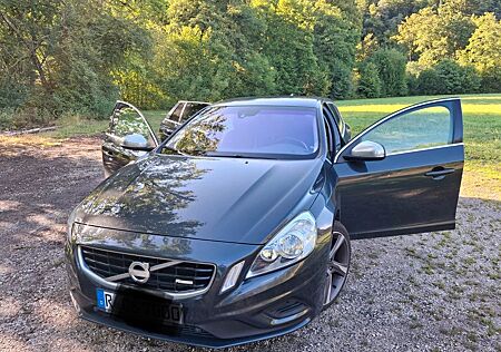 Volvo V60 D4 RDesign RDesign