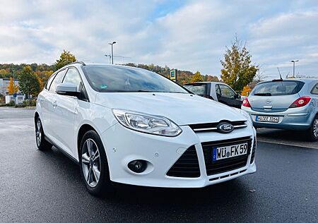 Ford Focus Turnier Sync Edition *AUTOMATIK*