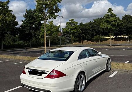 Mercedes-Benz CLS 500 -