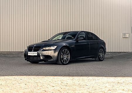 BMW M3 E90*Manuel*Fullservice*