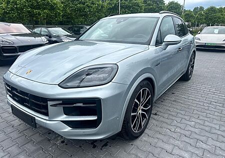 Porsche Cayenne S E-Hybrid PDCC Sitzbelüftung SPORT-DESI