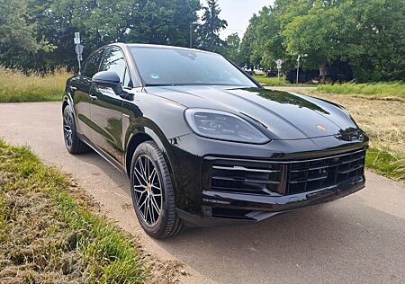 Porsche Cayenne Coupe E-Hybrid Neuwagen