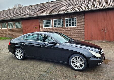 Mercedes-Benz CLS 320 CLS / 350 CDI