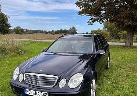 Mercedes-Benz E 220 CDI T CLASSIC Classic
