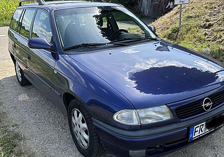 Opel Astra 1.6 - Kombi
