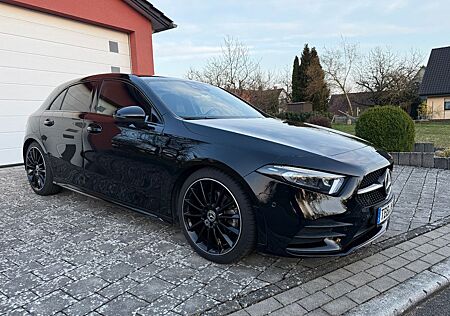 Mercedes-Benz A 220 d 8-fach bereift mit AHK