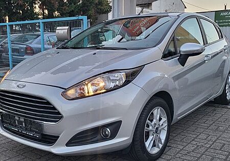 Ford Fiesta Sync Edition-Scheckheftgepflegt