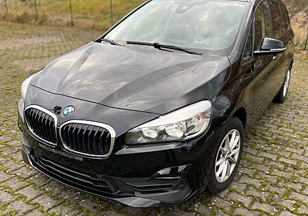 BMW 216d Gran Tourer 1.Hand/ NAVI/SHZ/Tempomat