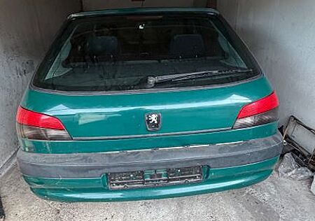 Peugeot 306 1.8 XR XR